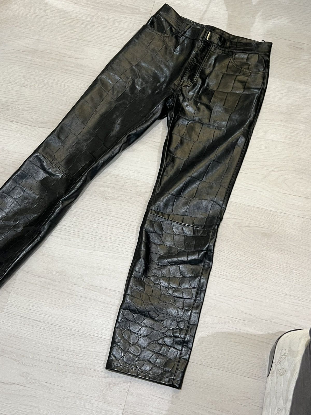 Givenchy Givenchy Croc Embossed Leather Pants Size US 32 / EU 48 - 4 Thumbnail