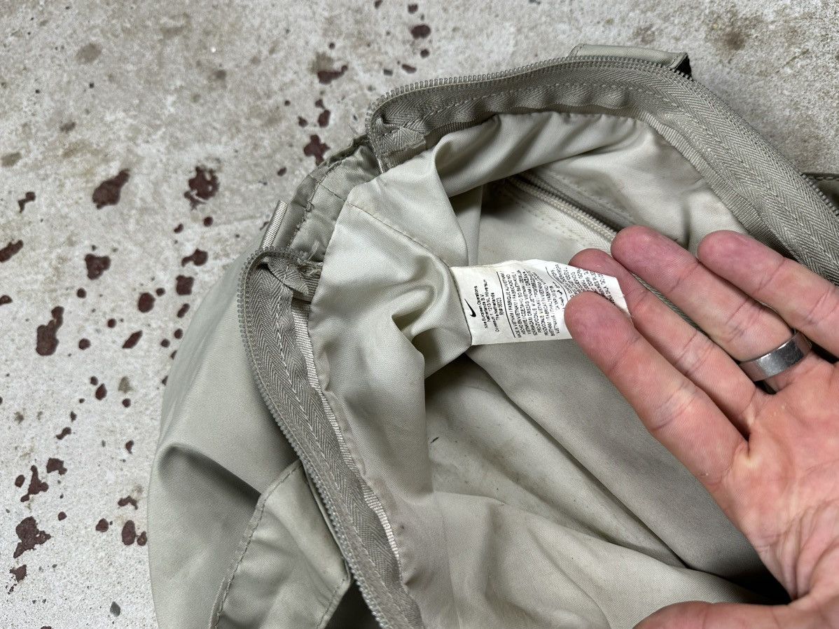Nike Vintage Y2K Nike Tote Hand Bag Distressed Size ONE SIZE - 11 Thumbnail