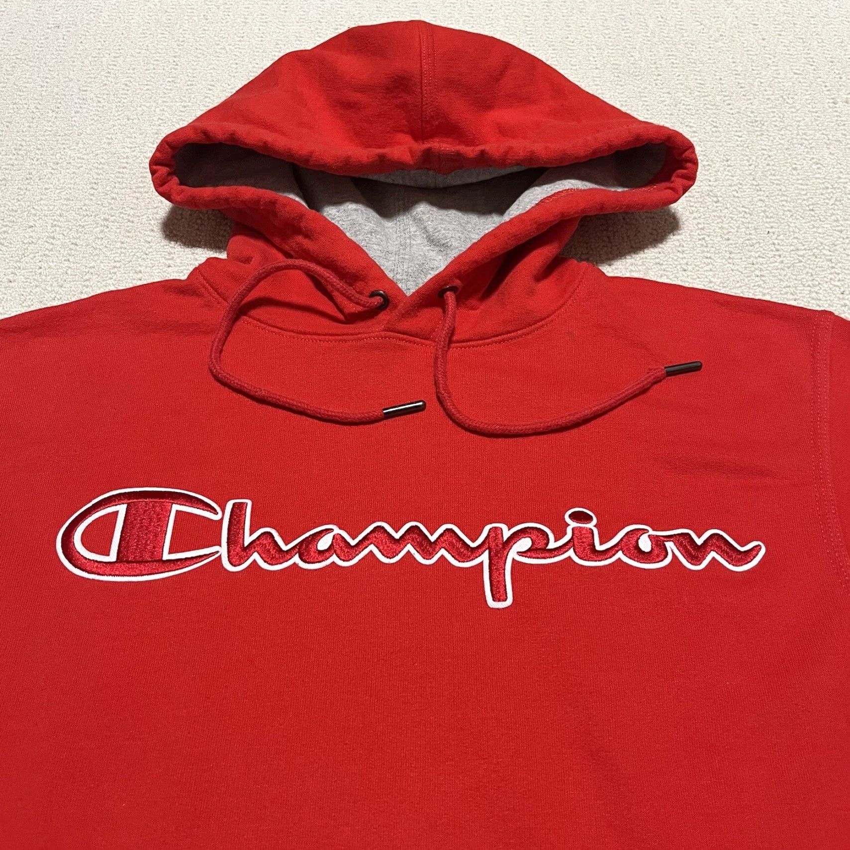 Champion Champion Hoodie Mens Small Red Embroidered Logo Pullover Sweatshirt Vintage Knit Cotton Polyester Heavyweight Hooded Pockets Classic Sports Logo Mens Size US S / EU 44-46 / 1 - 2 Thumbnail