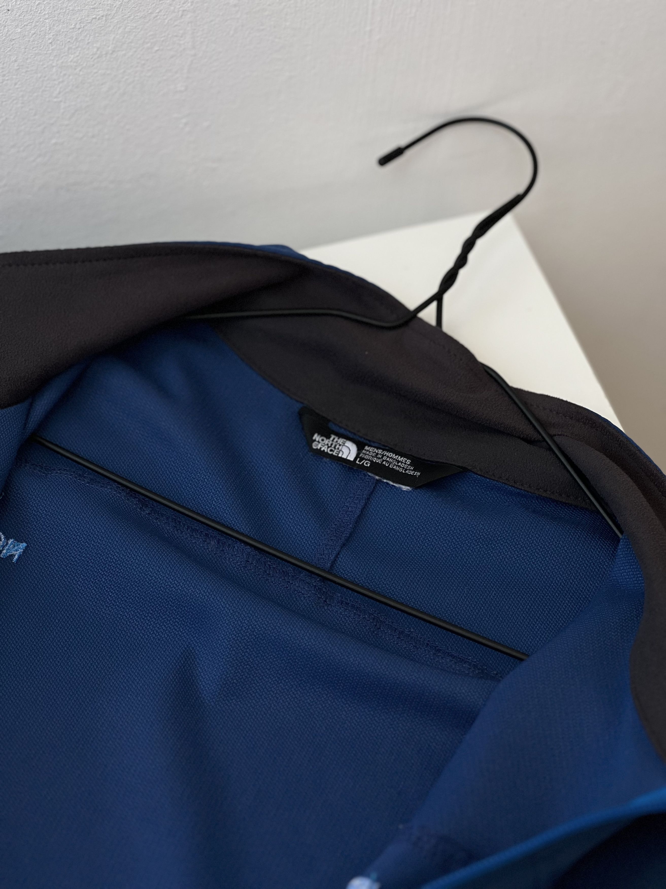 The North Face The North Face light jacket Size US L / EU 52-54 / 3 - 4 Thumbnail