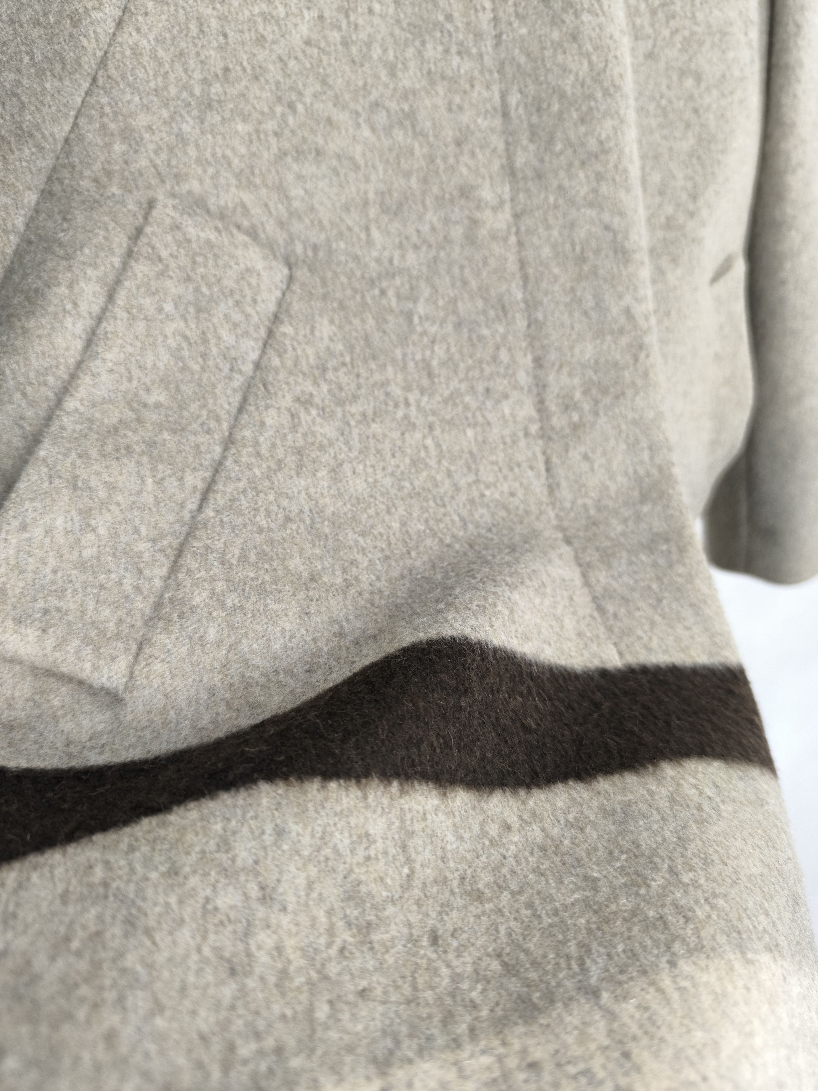 Max Mara Max Mara Virgin Wool Coat Vintage Size L / US 10 / IT 46 - 10 Thumbnail