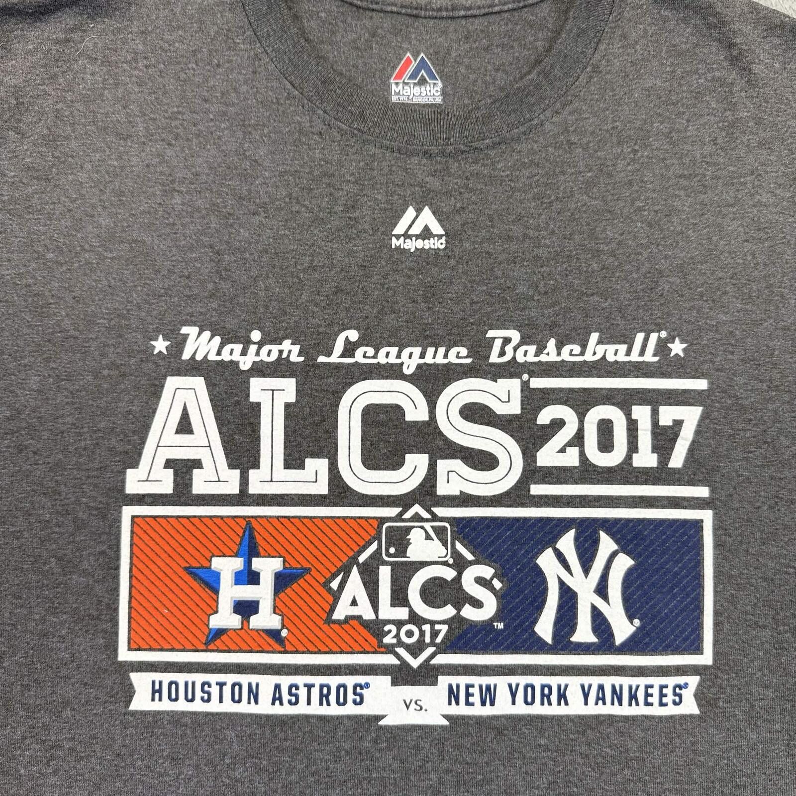 Majestic Majestic 2017 Houston Astros vs NY Yankees Graphic T-Shirt Size US S / EU 44-46 / 1 - 4 Thumbnail