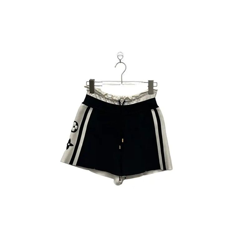 Louis Vuitton Black Women's Shorts 0089