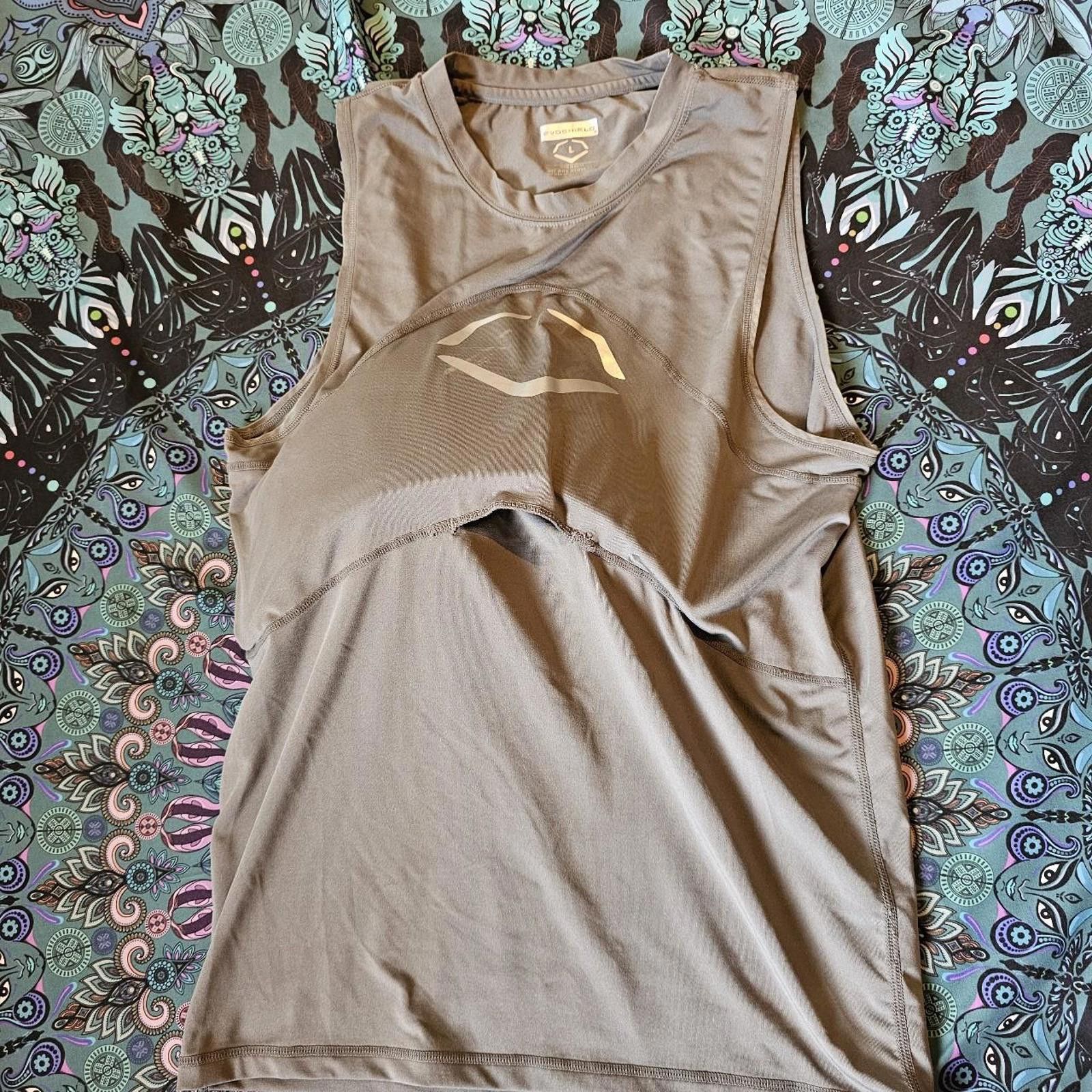 Designer Men's Evo Shield Baseball Heart Shield Grey Shirt Size US L / EU 52-54 / 3 - 6 Thumbnail