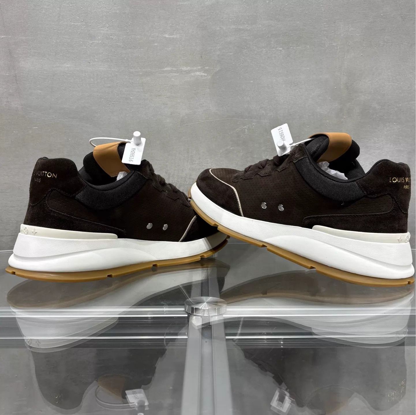 Louis Vuitton LV Classic Brown Suede Sneakers UK7 41 Size US 8 / EU 41 - 5 Thumbnail