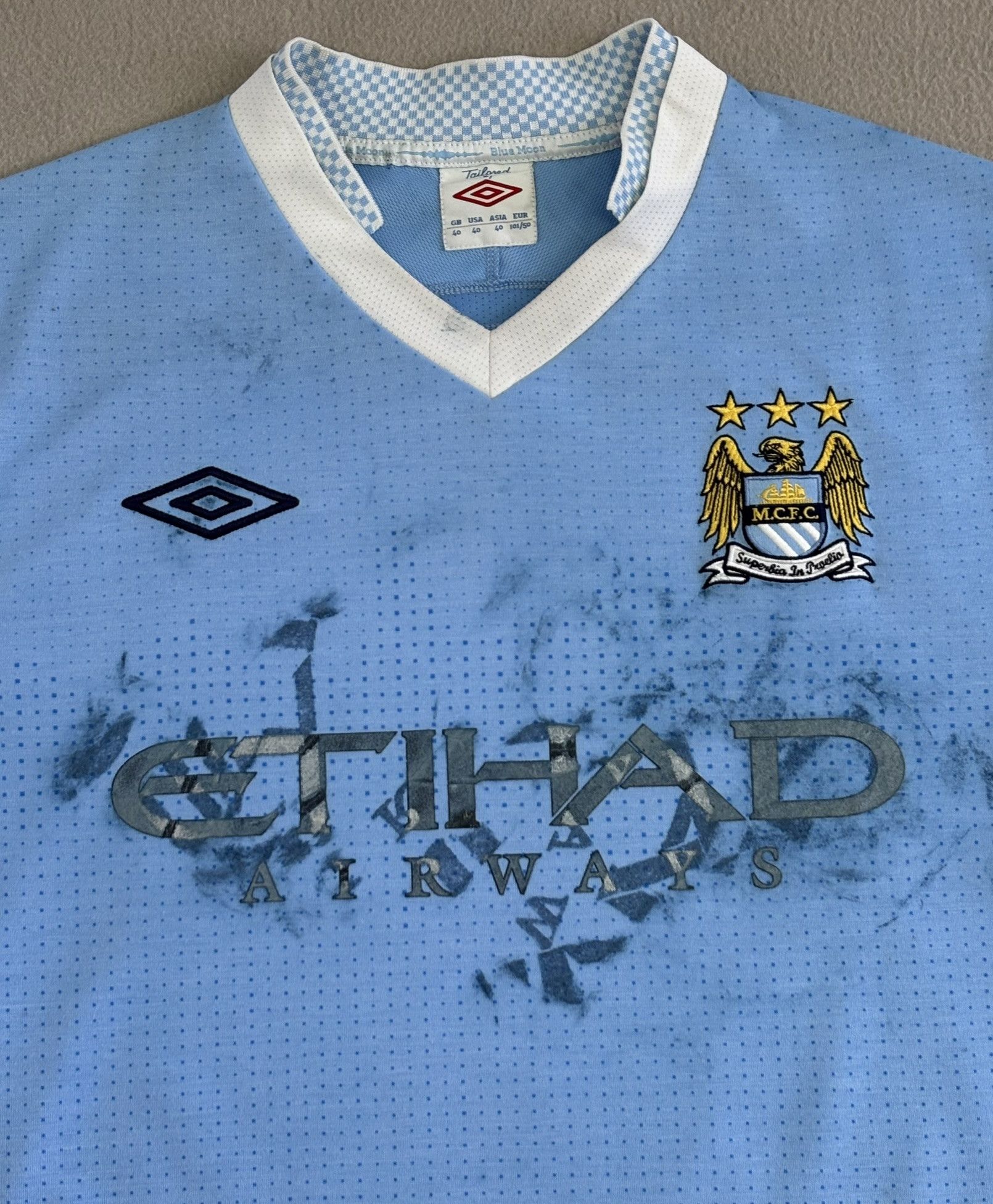 Umbro Manchester City 2011/2012 Umbro Football Jersey Size M Size US M / EU 48-50 / 2 - 7 Thumbnail