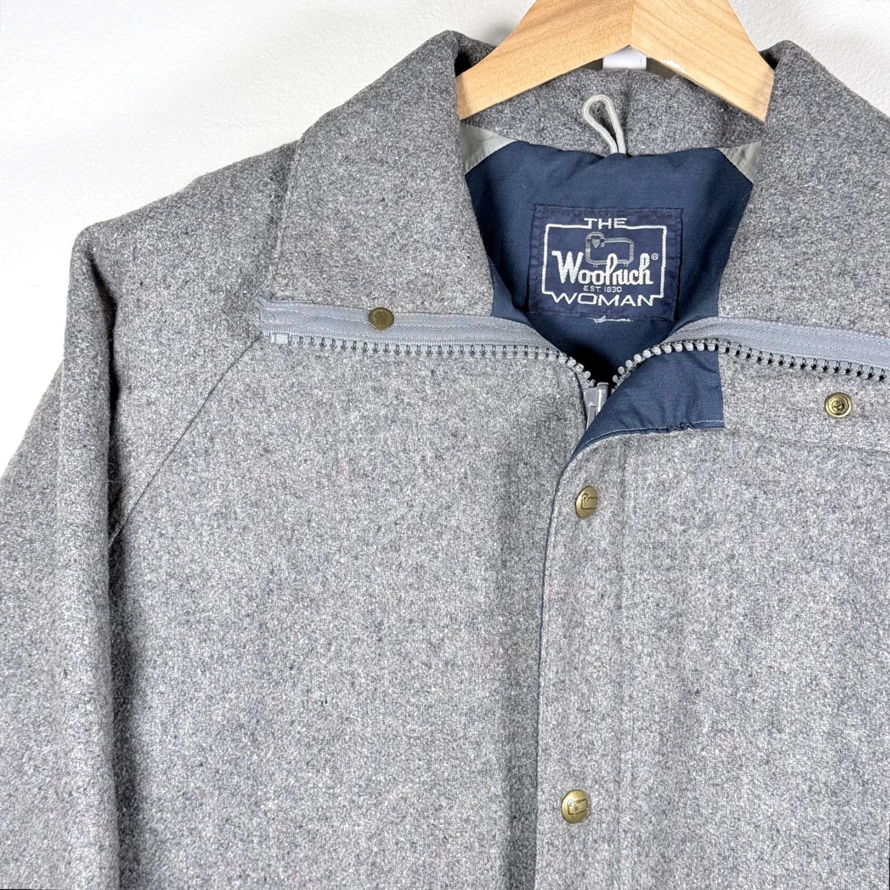 Vintage VINTAGE Woolrich Coat Gray Wool Long Sleeve Pockets Women Large Parka 90s Outdoor USA Womens Size L / US 10 / IT 46 - 2 Thumbnail