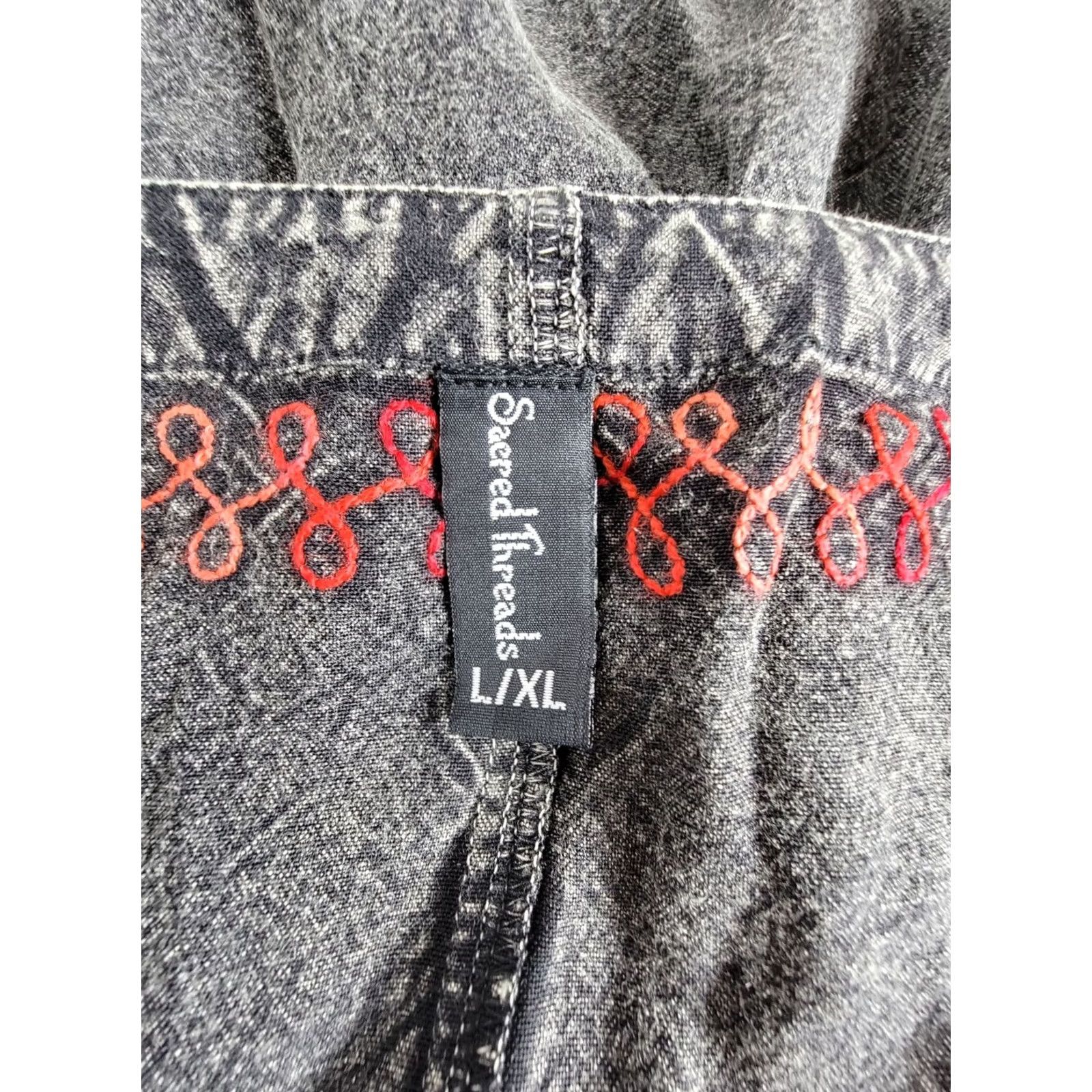 Vintage Sacred Threads Womens Floral Embroidered Tunic Top L/XL Gray Long Sleeve Boho Shirt Size L / US 10 / IT 46 - 3 Thumbnail