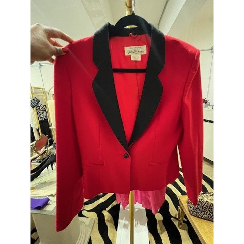 Saks Fifth Avenue Sak's Fifth Avenue Red Wool Jacket Size M / US 6-8 / IT 42-44 - 1 Thumbnail