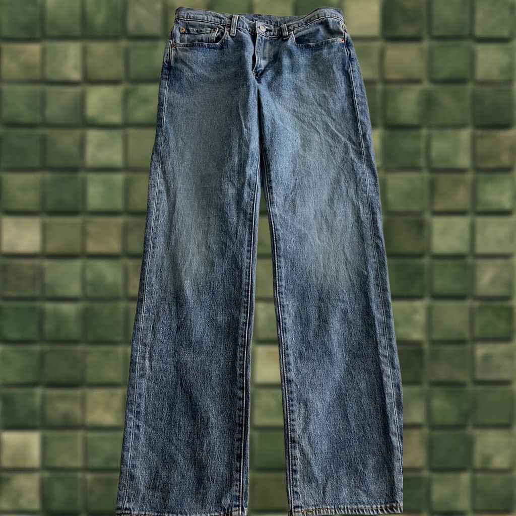 Levi's VINTAGE Levi's 514 Big E Leather Tab Premium Denim Jeans 32x34 Tapered Relaxed Fit 5-Pocket Blue Mens Jeans 90s Biker Grunge Rock USA 34x33 Size US 34 / EU 50 - 1 Thumbnail