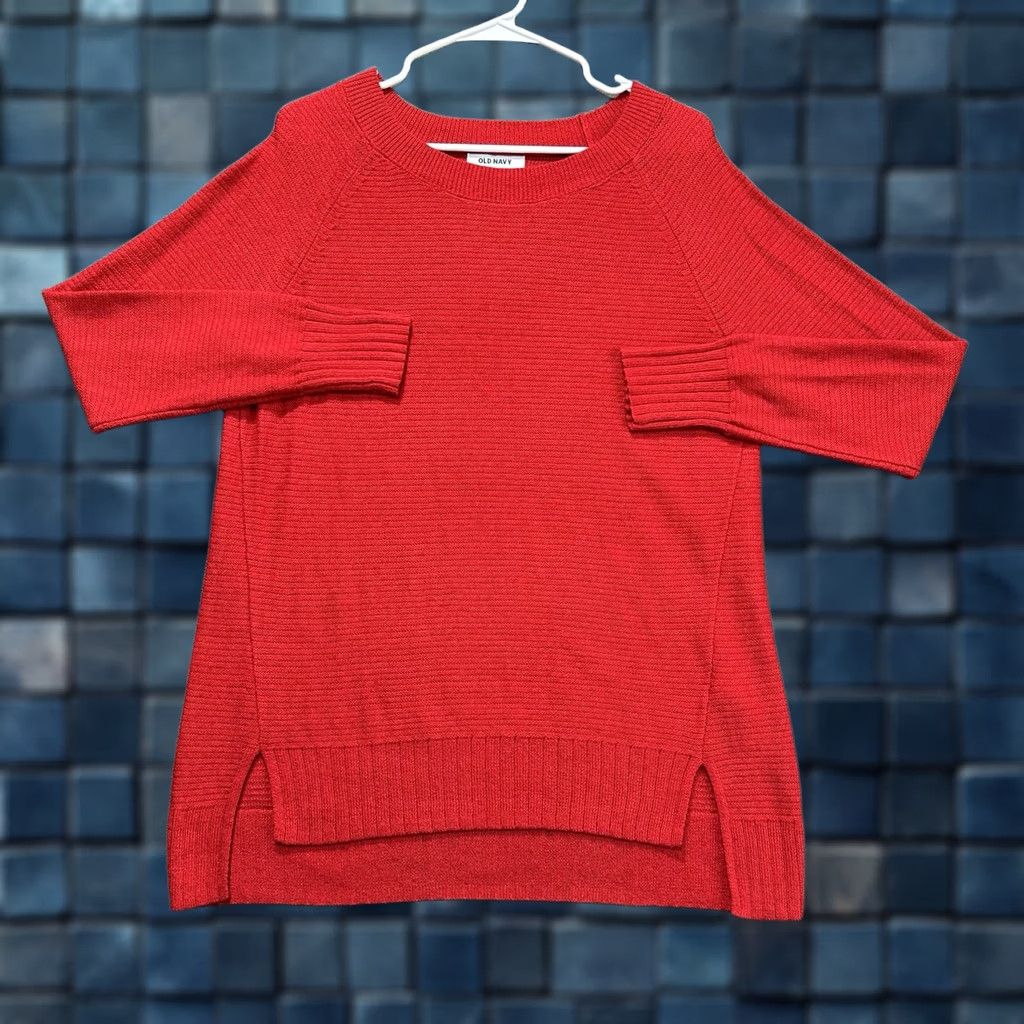 Old Navy Old Navy Lightweight Red Knit Sweater Womens M Regular Boat Neck Holiday Pullover Size M / US 6-8 / IT 42-44 - 1 Thumbnail