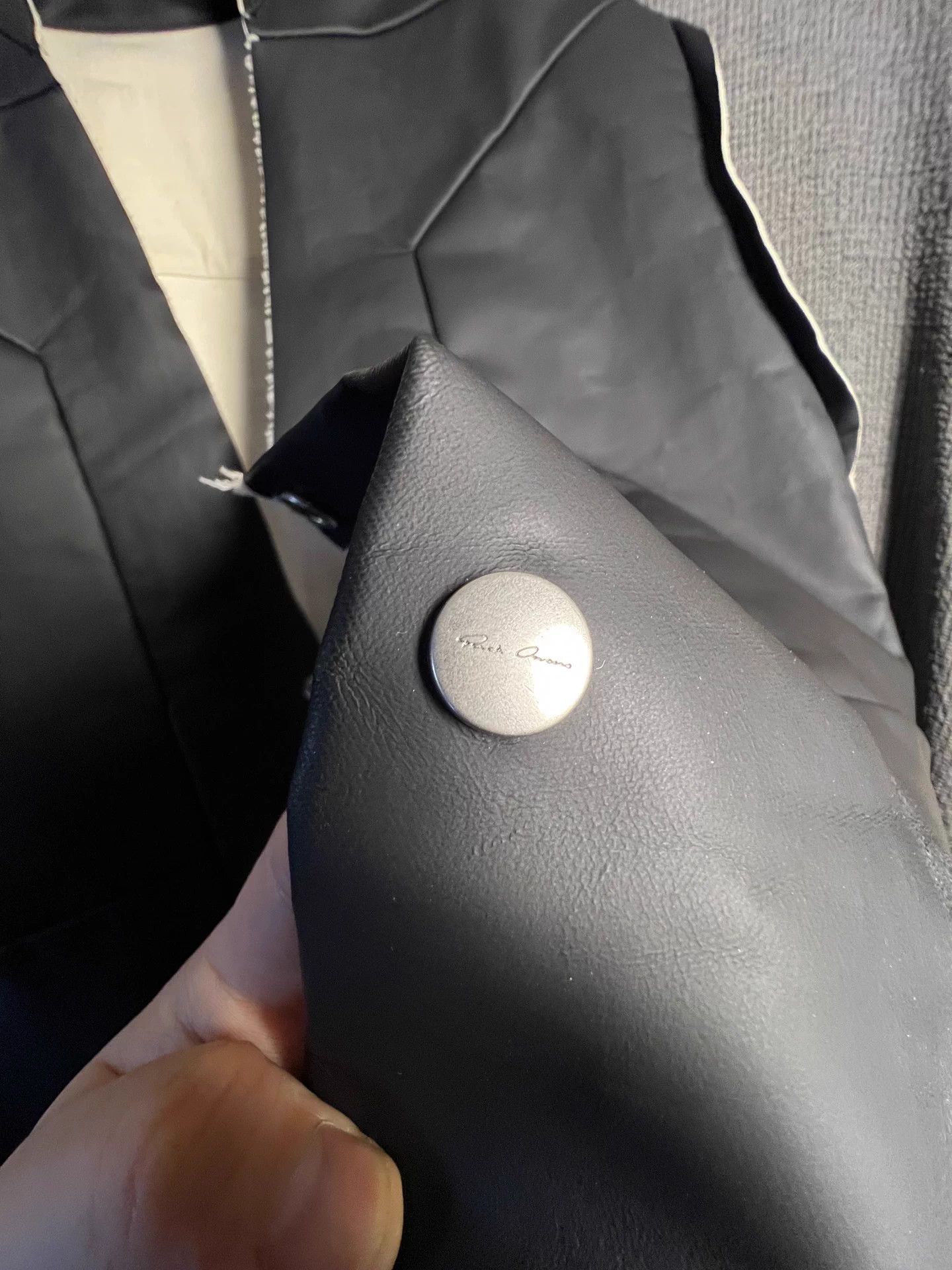 Rick Owens [Runway Item at a Great Price] Rick Owens Distressed Vest Size US S / EU 44-46 / 1 - 3 Thumbnail