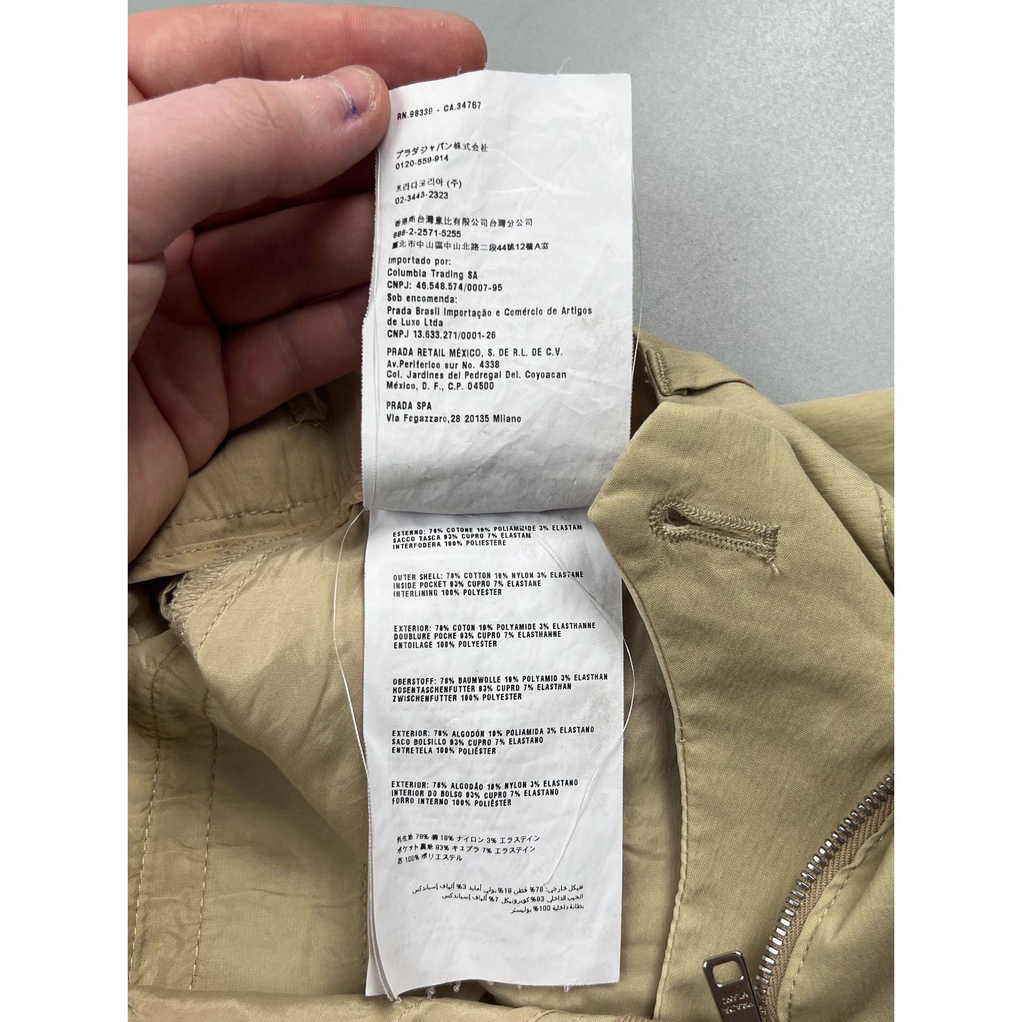 Prada Prada Flared Chino Shorts (Y0832) Size 26" / US 2 / IT 38 - 7 Thumbnail