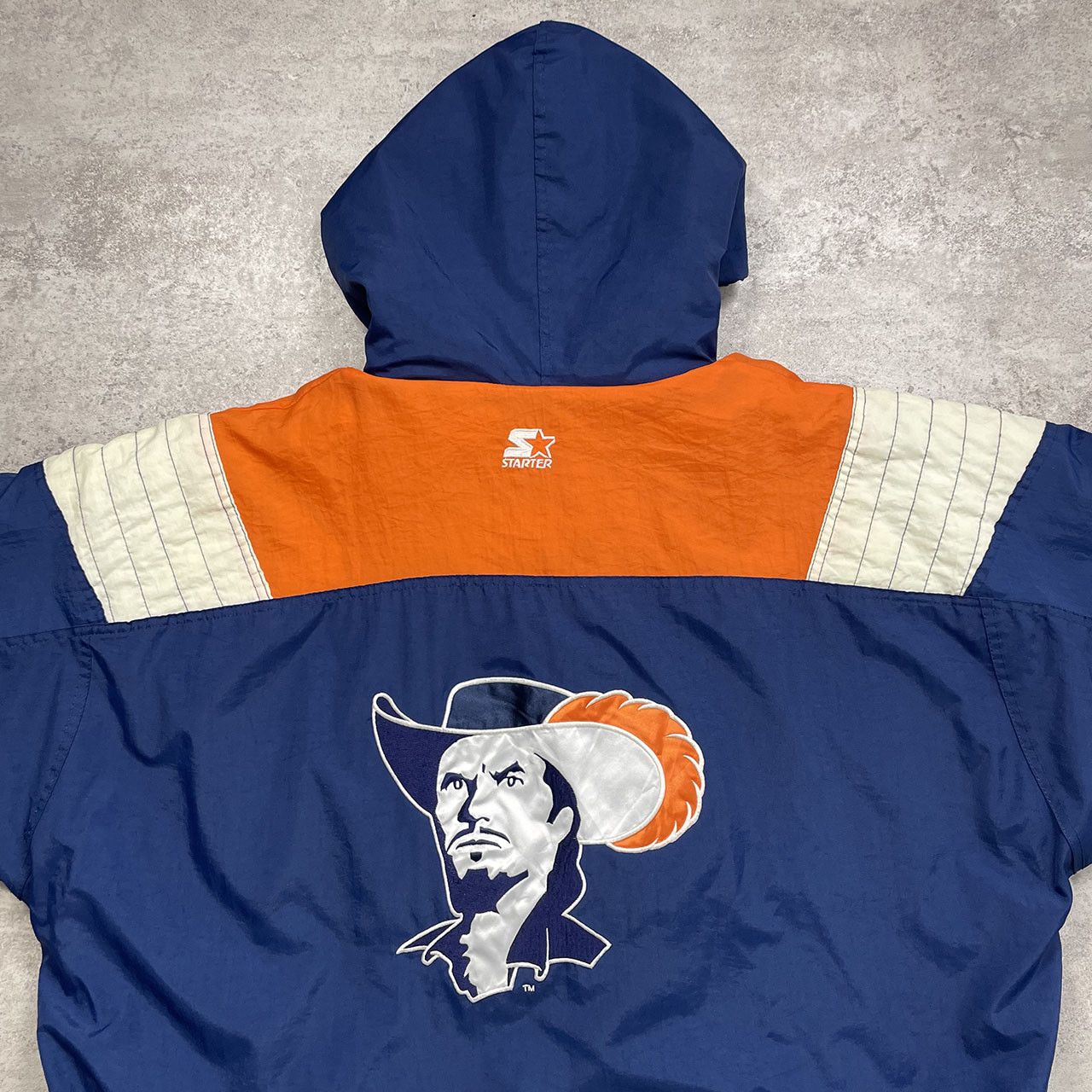 NCAA × Starter × Vintage Virginia Cavaliers Puffer Jacket Big Logo Hooded Pullover Size US XXL / EU 58 / 5 - 3 Thumbnail