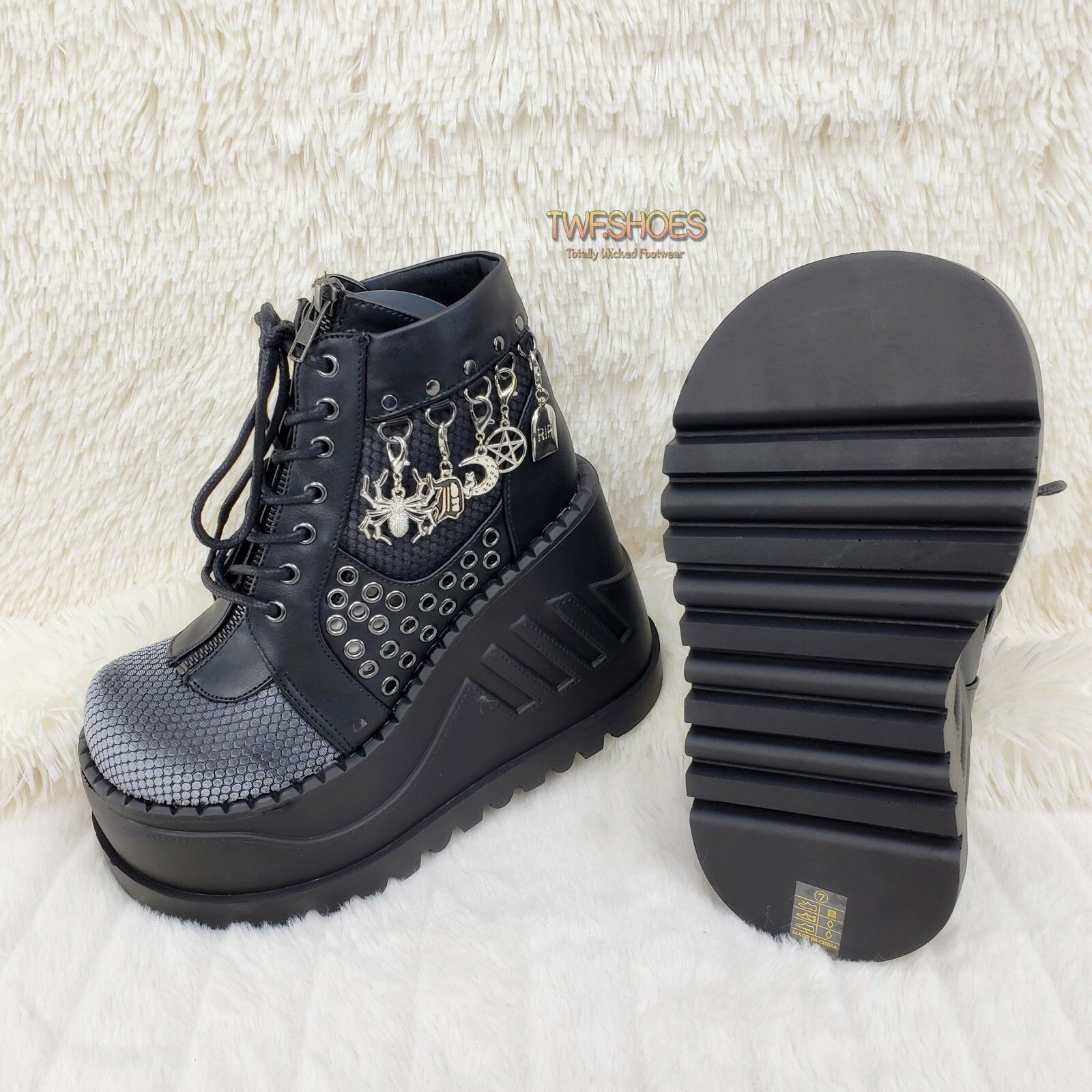 Other DEMONIA Stomp 18 Goth Punk Charm Pendant Platform Wedge Ankl Size US 9 / IT 39 - 2 Thumbnail