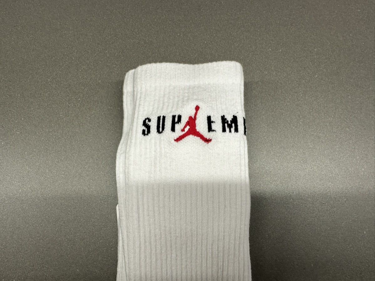 Jordan Brand × Supreme Supreme Jordan Crew Socks White Size ONE SIZE - 5 Thumbnail