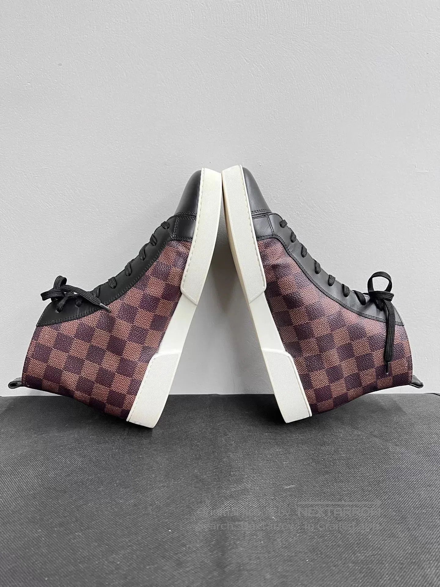Louis Vuitton Brown High. Size US 7 / EU 40 - 5 Thumbnail