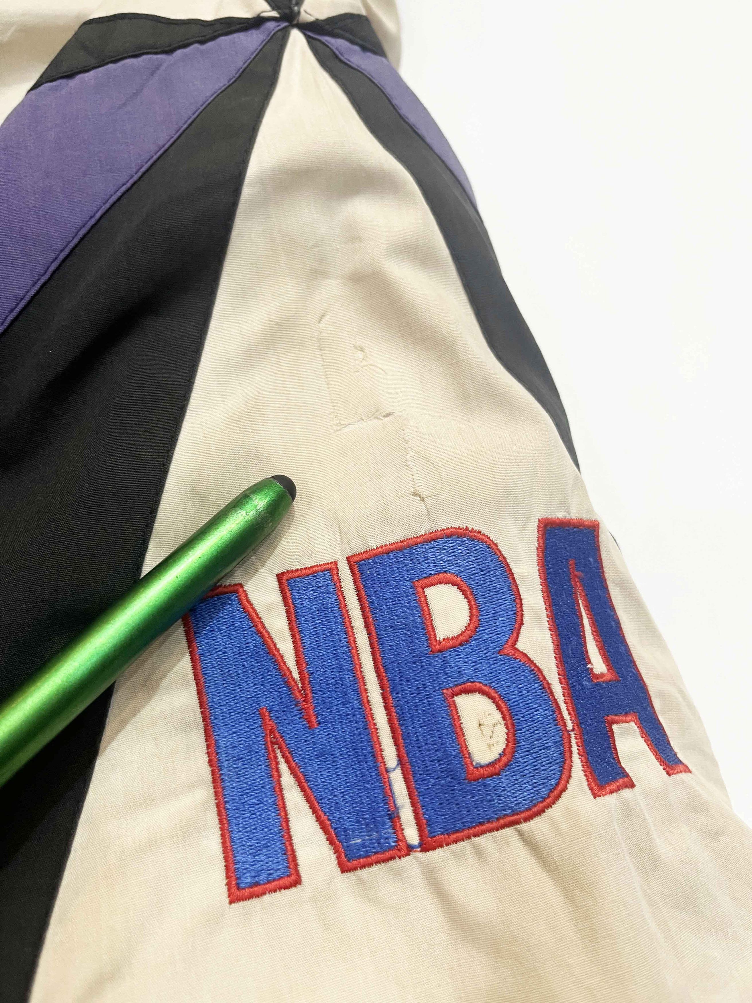 Pro Player Vintage Pro Player Phoenix Suns NBA Full Zip Puffer Jacket Size US L / EU 52-54 / 3 - 16 Thumbnail