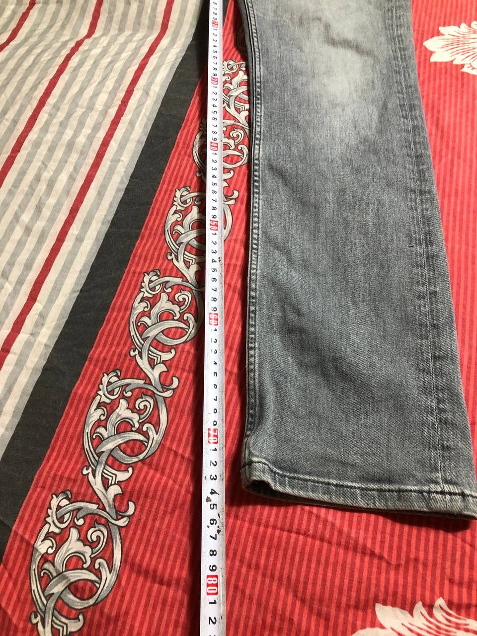 Hugo Boss Dirty Painted Distressed Thrashed Faded Baggy Jeans Y2K Size US 32 / EU 48 - 3 Thumbnail