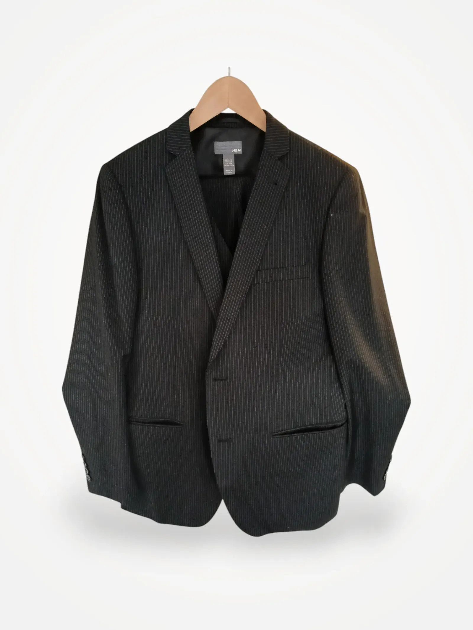 H&M H&M Suit Size 40R - 1 Thumbnail