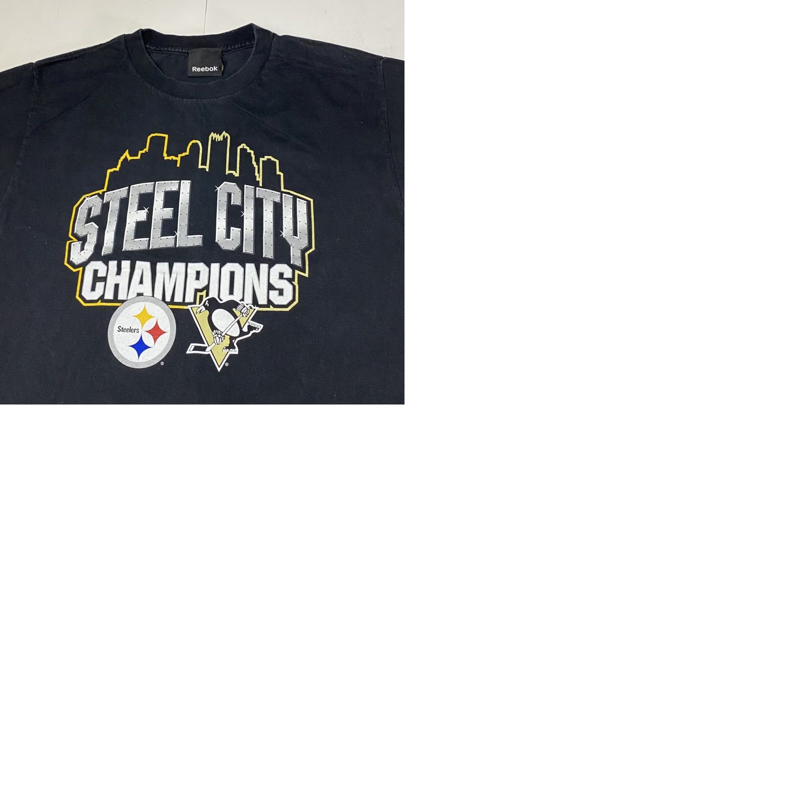 Reebok VINTAGE Reebok Pittsburgh Steelers T Shirt L Black Short Sleeve Crew Neck Double Sided Sports Penguins Mens/Womens Size US L / EU 52-54 / 3 - 9 Thumbnail