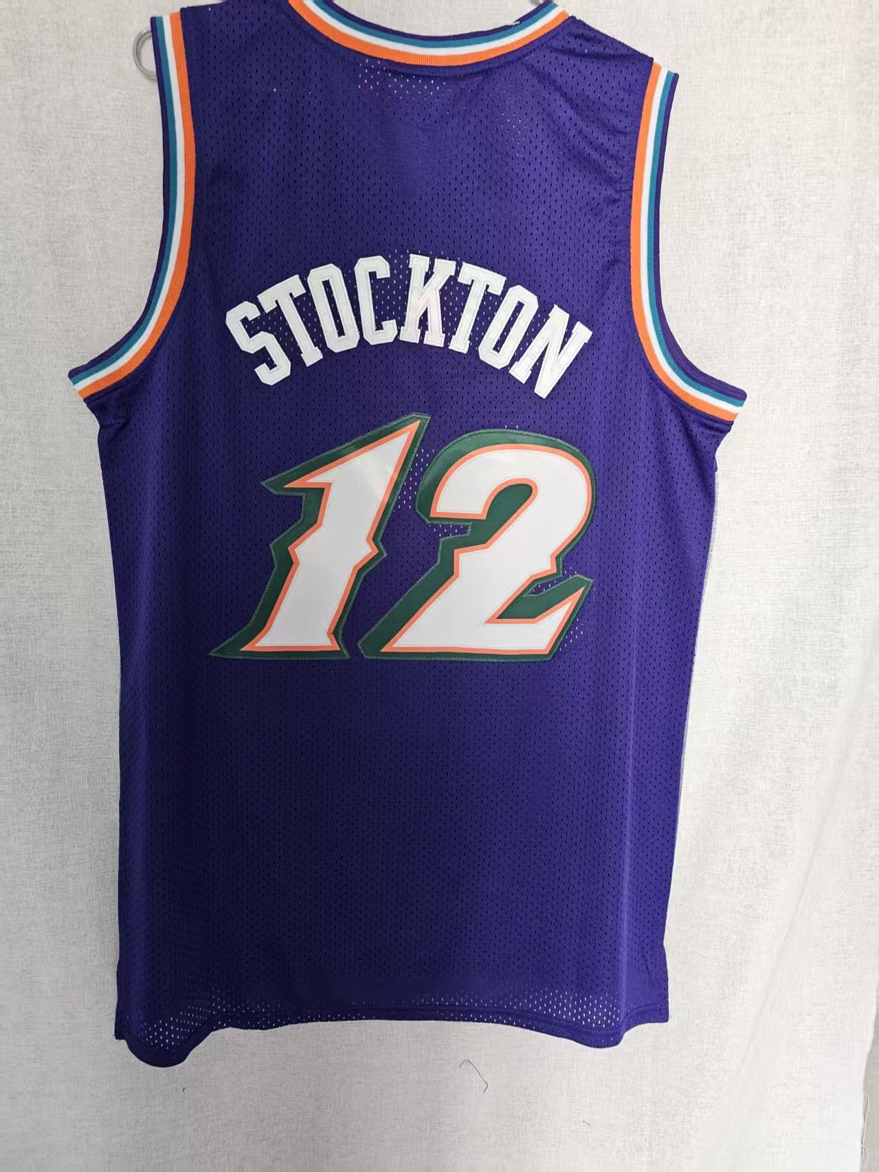 NBA Jazz #12 John Stockton Jersey XL Size US XL / EU 56 / 4 - 2 Thumbnail