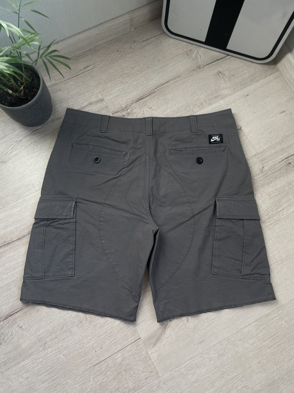 Nike Nike Sb Ripstop Cargo Shorts Skateboard Size US 36 / EU 52 - 4 Thumbnail