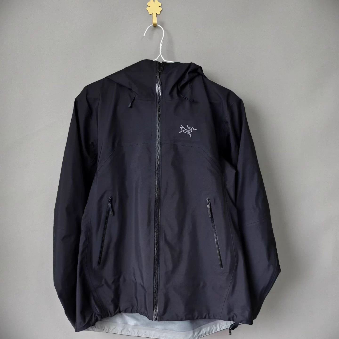 Arc'teryx Arcteryx BETA LIGHTWEIGHT Jacket Size S / US 4 / IT 40 - 1 Thumbnail