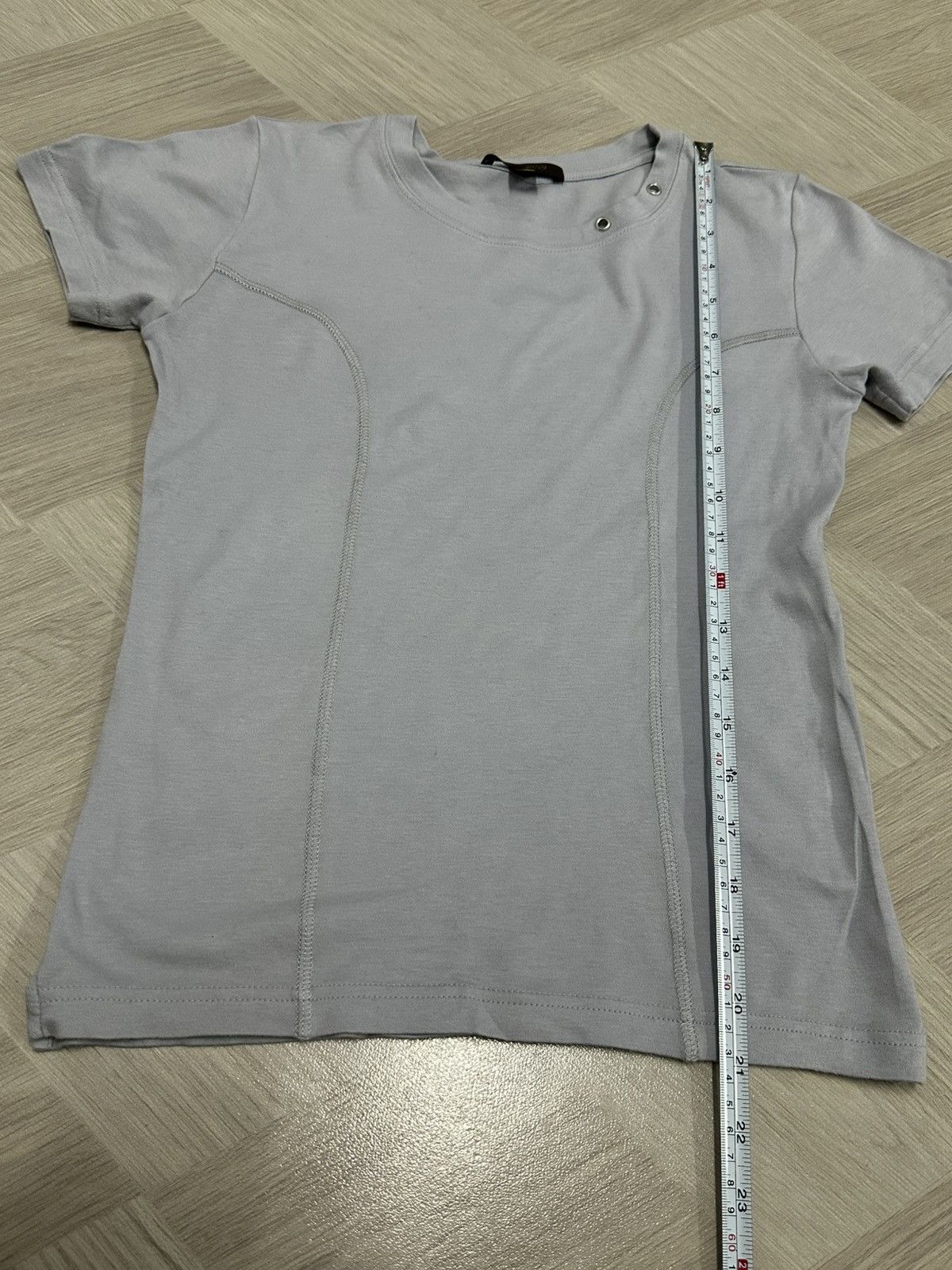Louis Vuitton Louis Vuitton Cut & Sewn Collar Eyelet Tee (Light Blue) Size S / US 4 / IT 40 - 12 Thumbnail