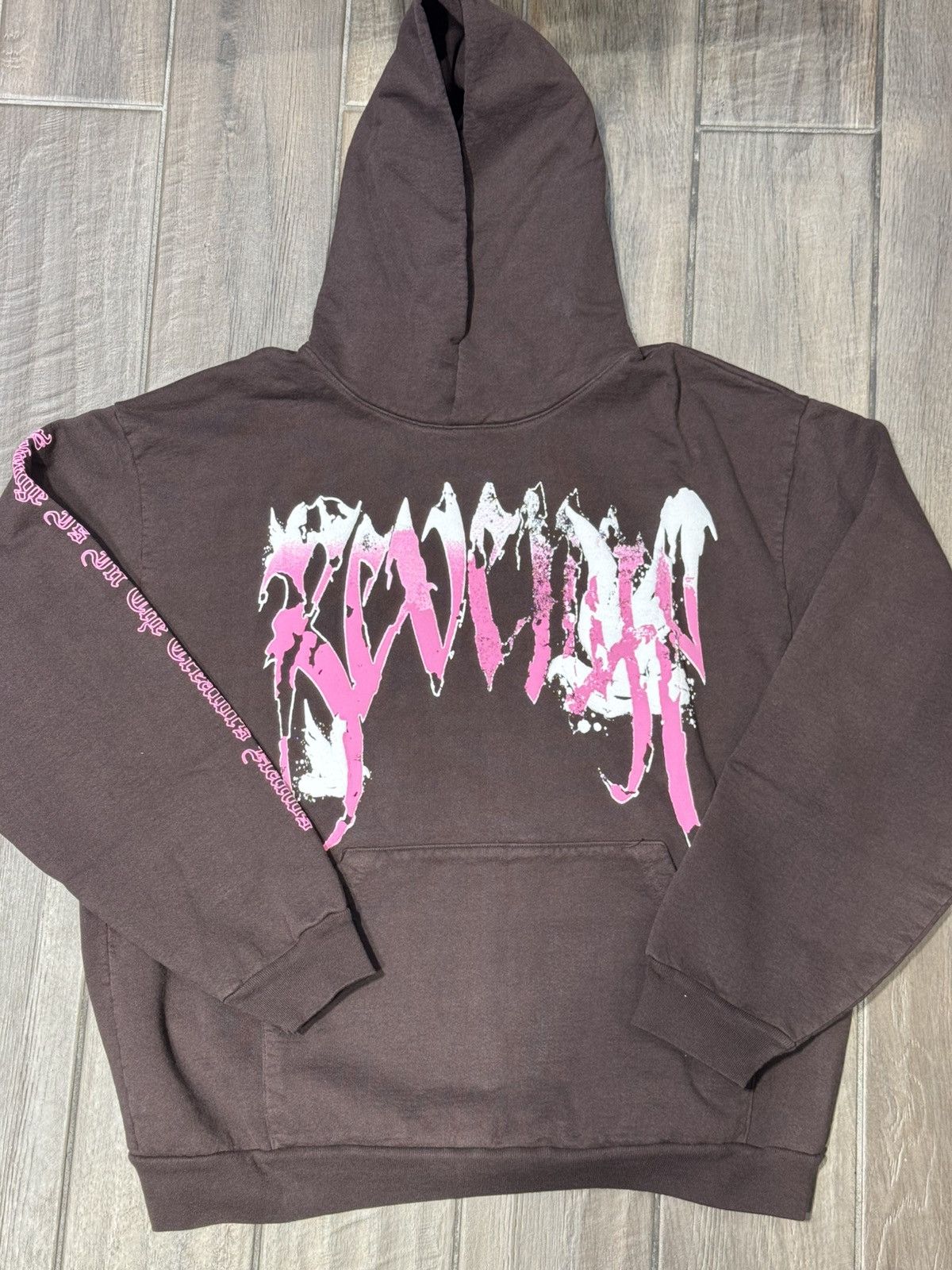 Revenge REVENGE GRAFFITI DOVE HOODIE CHOCOLATE BROWN Size US XL / EU 56 / 4 - 1 Thumbnail
