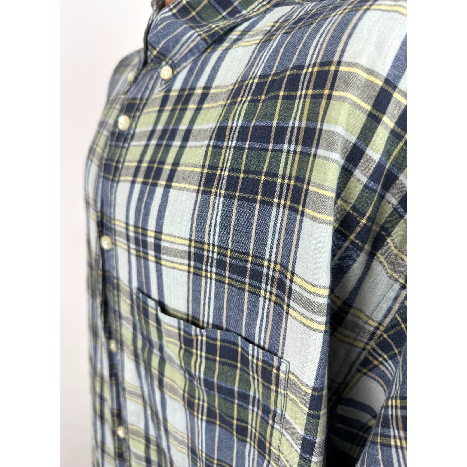 Banana Republic VINTAGE Banana Republic Shirt XL Oversized Button Down Lightweight Cotton Blue Plaid Mens Size US XL / EU 56 / 4 - 5 Thumbnail