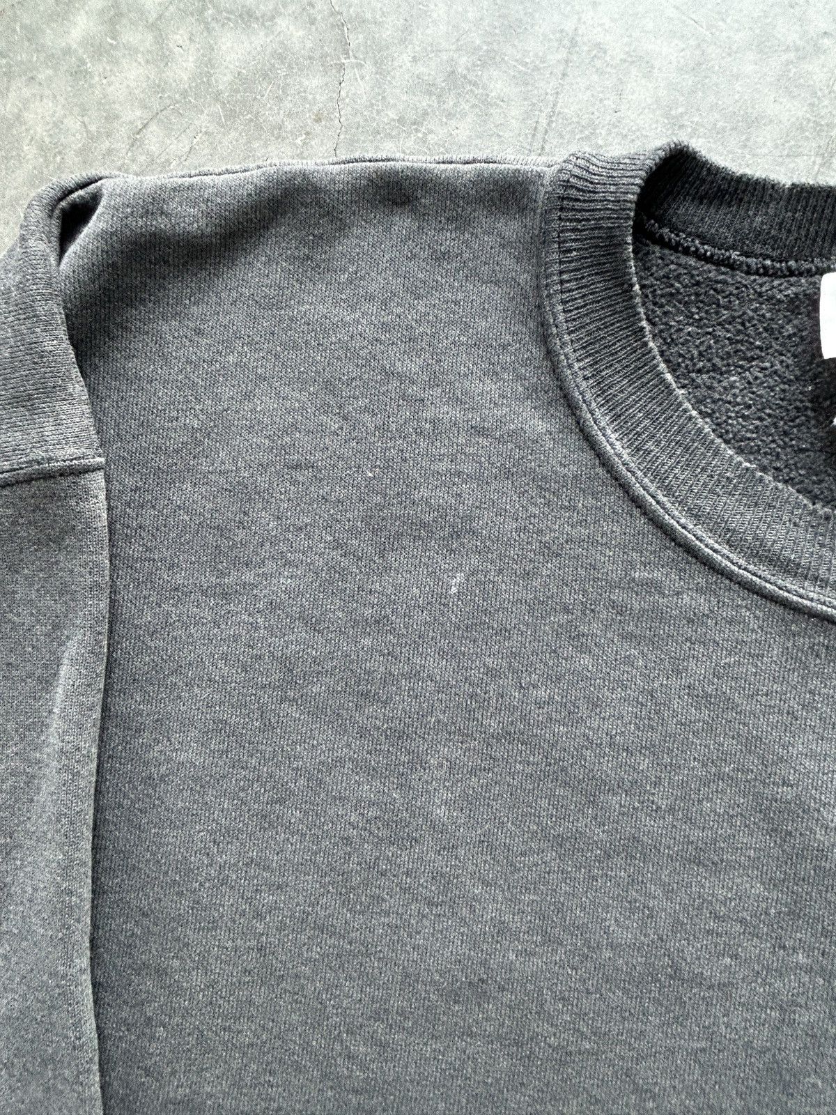 Hanes Vintage 90s Faded Black Sweatshirt Boxy Fit Size US L / EU 52-54 / 3 - 3 Thumbnail