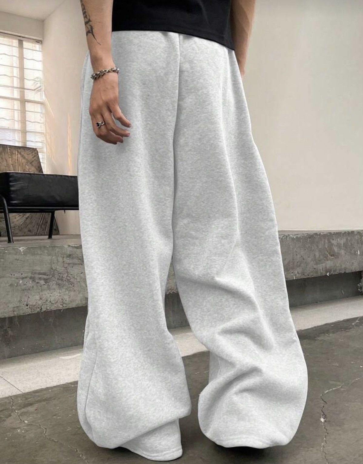 Other Baggy grey wide leg Sweatpant Size US 32 / EU 48 - 3 Thumbnail