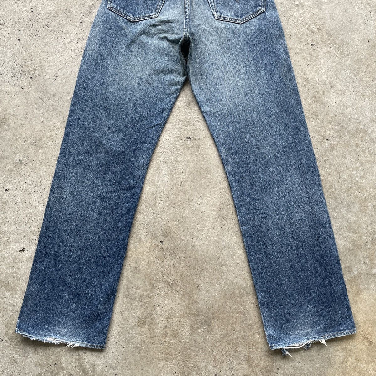 Levi's Vintage Clothing Vintage Levis Big E USA Buckle Faded Selvedge Jeans Pants Size US 28 / EU 44 - 14 Thumbnail
