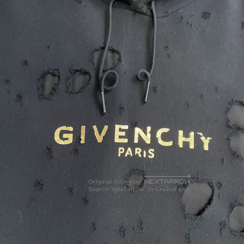 Givenchy Givenchy Metal Hole Vintage Hooded Sweatshirt, Black Size US M / EU 48-50 / 2 - 3 Thumbnail