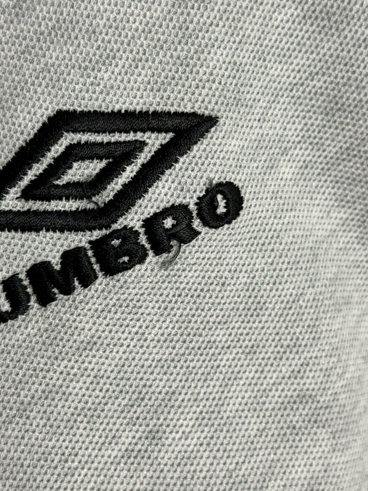 Umbro Vintage Manchester United Training Football Jersey T-Shirt Size US L / EU 52-54 / 3 - 4 Thumbnail