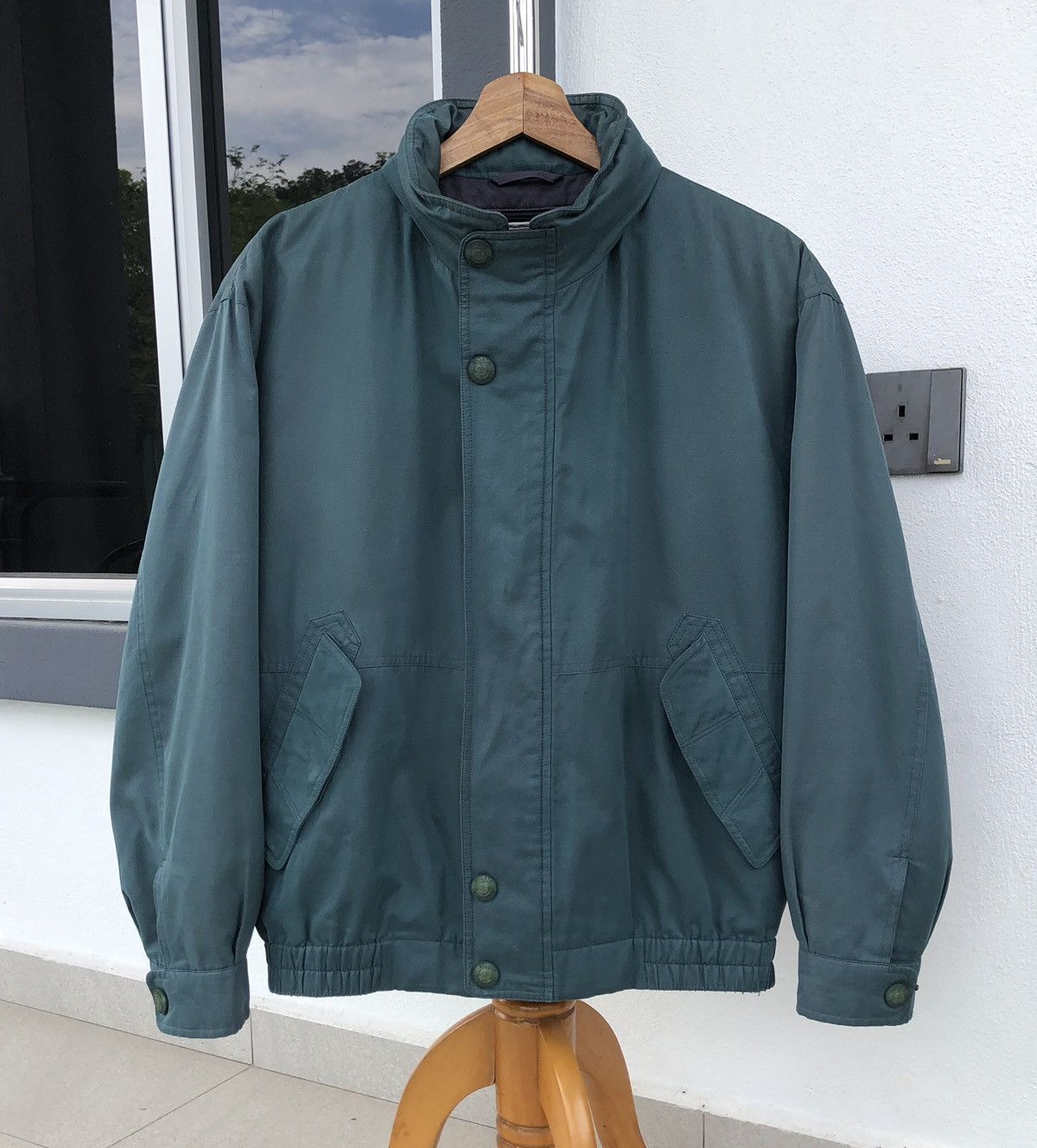 Burberry Vintage Burberrys Lined Embroidery Logo Bomber Jacket Size US M / EU 48-50 / 2 - 2 Thumbnail