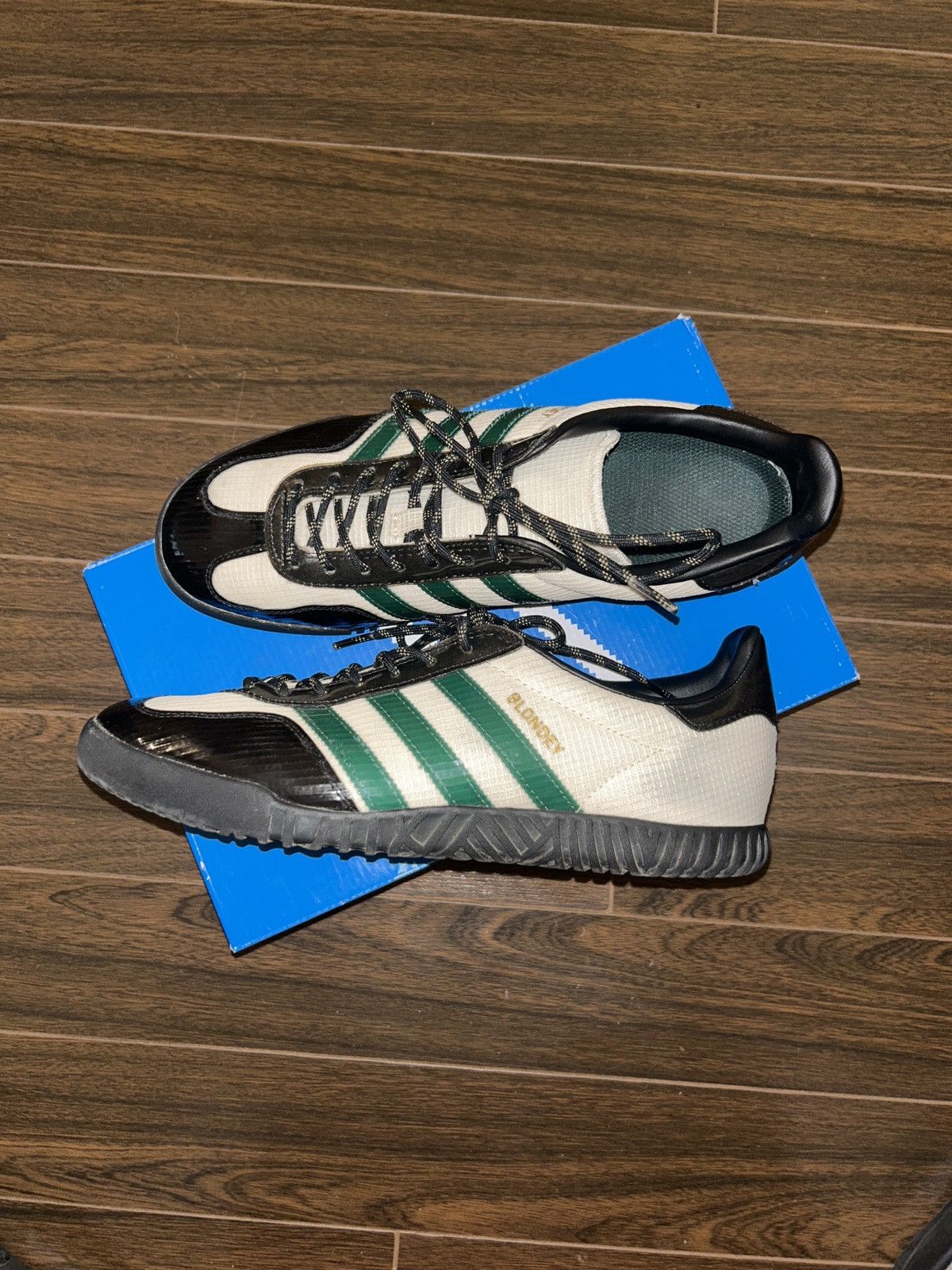 Adidas Adidas Blondie Size US 9.5 / EU 42-43 - 2 Thumbnail