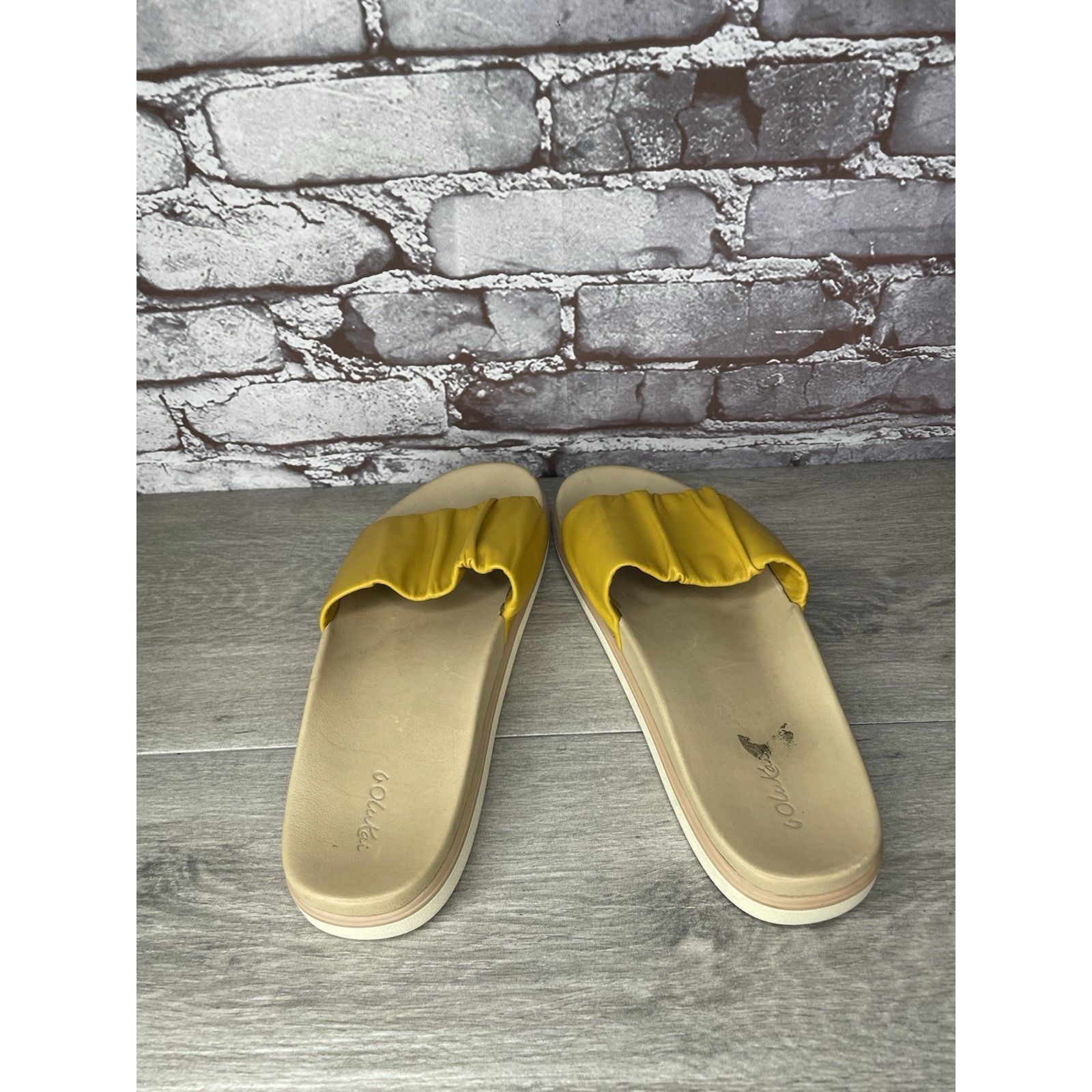 Olukai Olukai Pihapiha Gold Leather Beach Slides Casual Sandals Wom Size US 10 / IT 40 - 6 Thumbnail