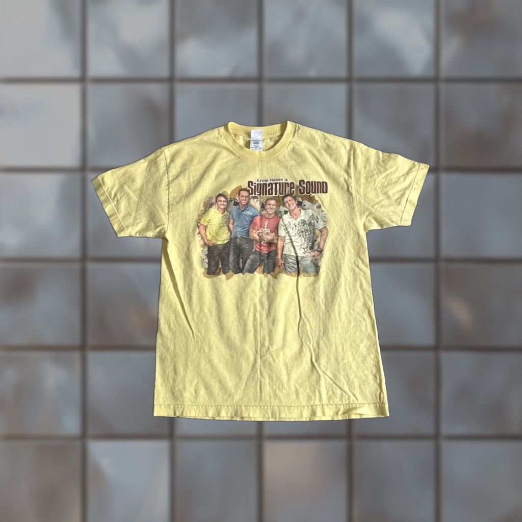 Vintage VTG Ernie Hasse & Signature Sound Concert T-Shirt Men’s L AUTOGRAPHED Alstyle Yellow Shirt Size US L / EU 52-54 / 3 - 1 Thumbnail