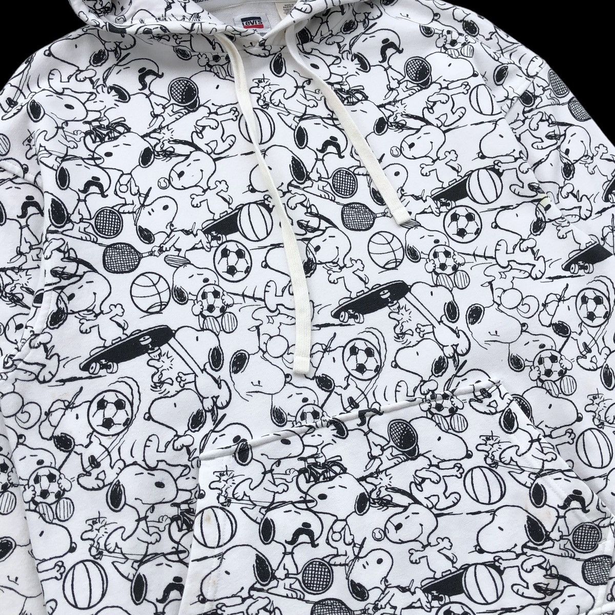 Levi's Levi's X Peanuts Relaxed Hoodie Snoopy All Over Print Size US M / EU 48-50 / 2 - 7 Thumbnail