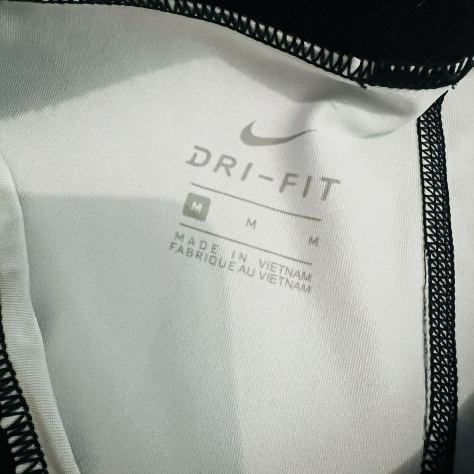 Nike Nike Training Mesh Panel Capri Leggings Womens Medium Size 26" / US 2 / IT 38 - 4 Thumbnail