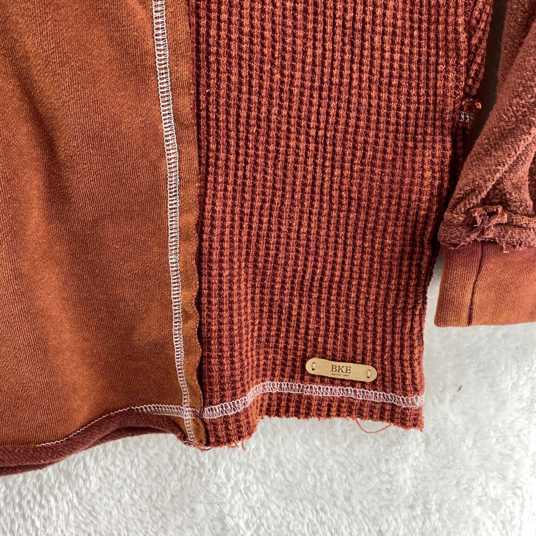 BKE VINTAGE NEW BKE Pieced Waffle Knit Medium Top Long Sleeve Front Pocket Rust Oversized Size M / US 6-8 / IT 42-44 - 3 Thumbnail