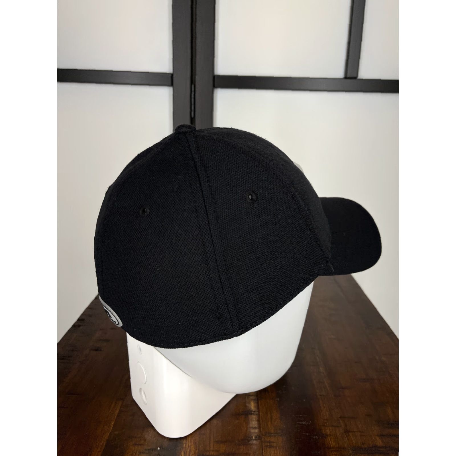 Under Armour Under Armour Hat Mens Extra Large Black Logo 100% Polyester Outdoors Fitted Cap Size ONE SIZE - 7 Thumbnail