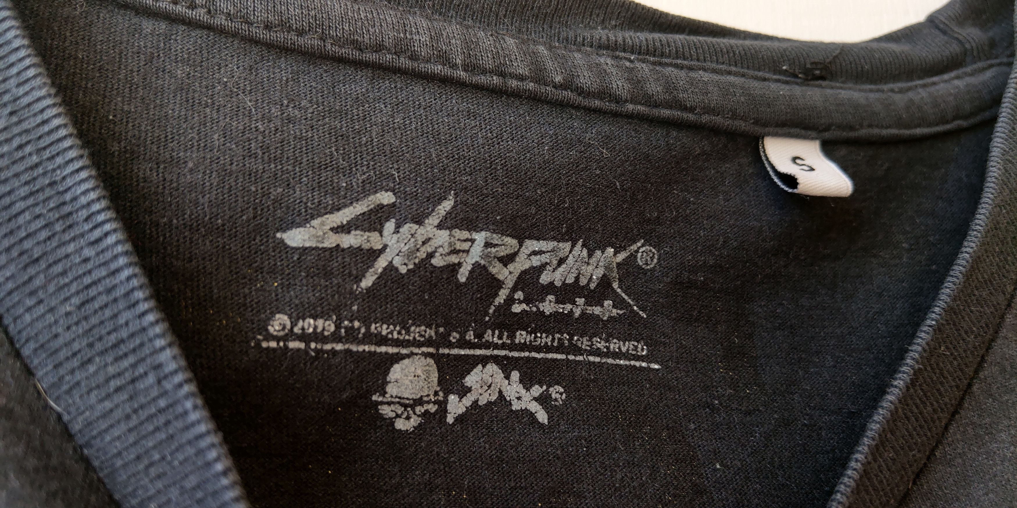 Playstation CYBERPUNK 2007 Unique Shirt Game archive y2k Neo goth witch Size US S / EU 44-46 / 1 - 7 Thumbnail