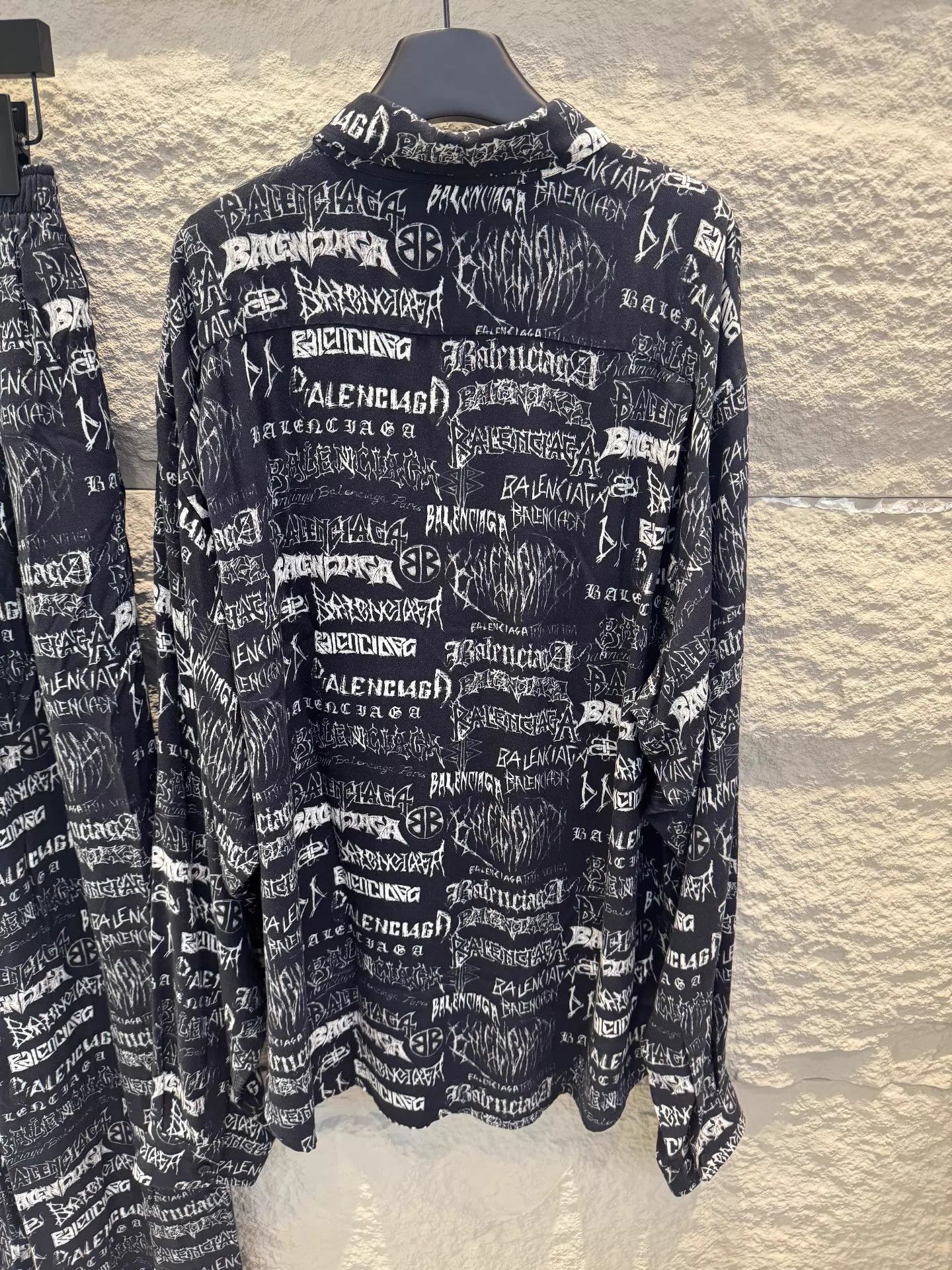 Balenciaga Balenciaga 2024 SS Unisex Allover Logo LS Shirt 37 Size US XS / EU 42 / 0 - 3 Thumbnail