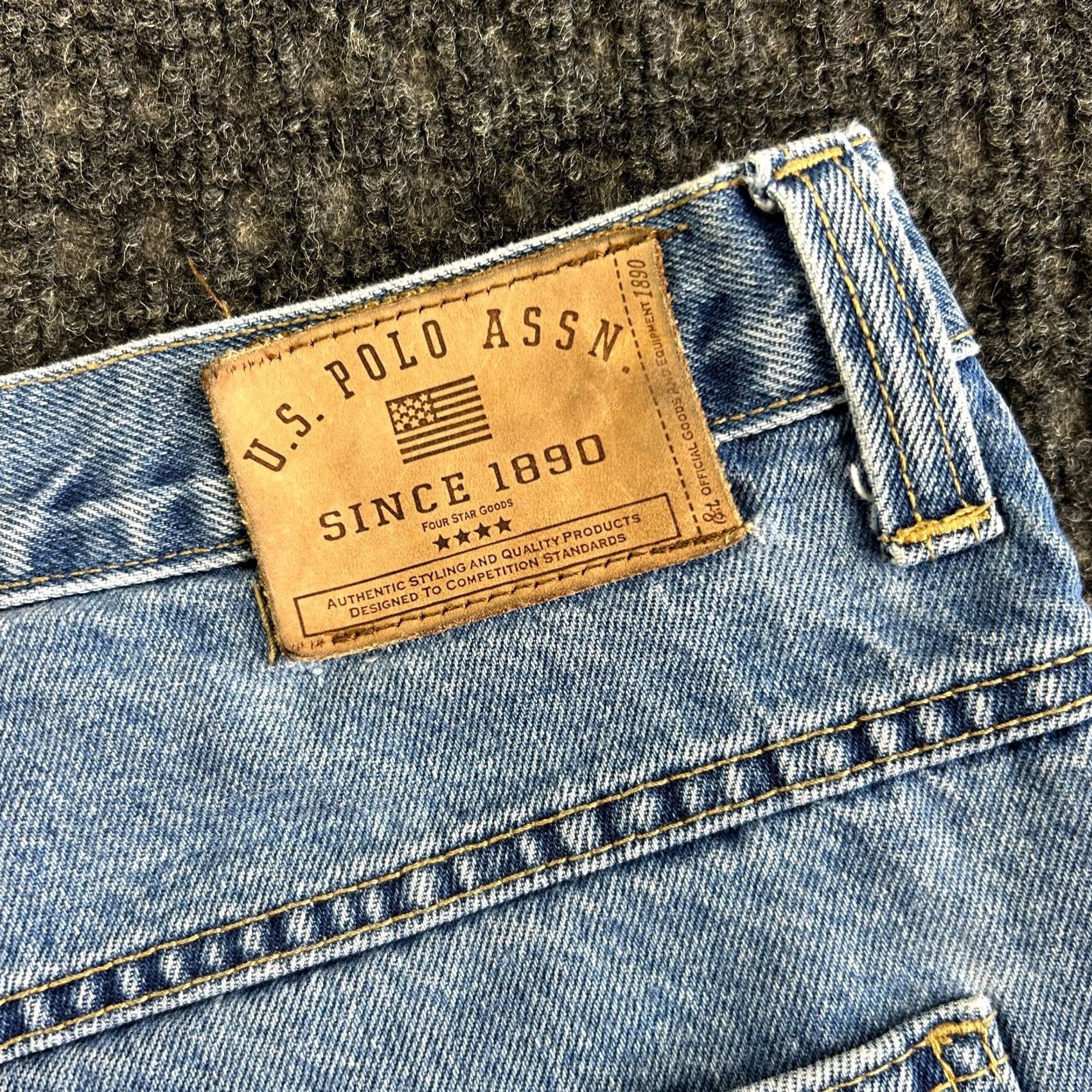 Vintage VINTAGE US Polo Assn. Carpenter Denim Jorts Shorts 40 Blue USA Flag Embroidered Mens Size US L / EU 52-54 / 3 - 7 Thumbnail