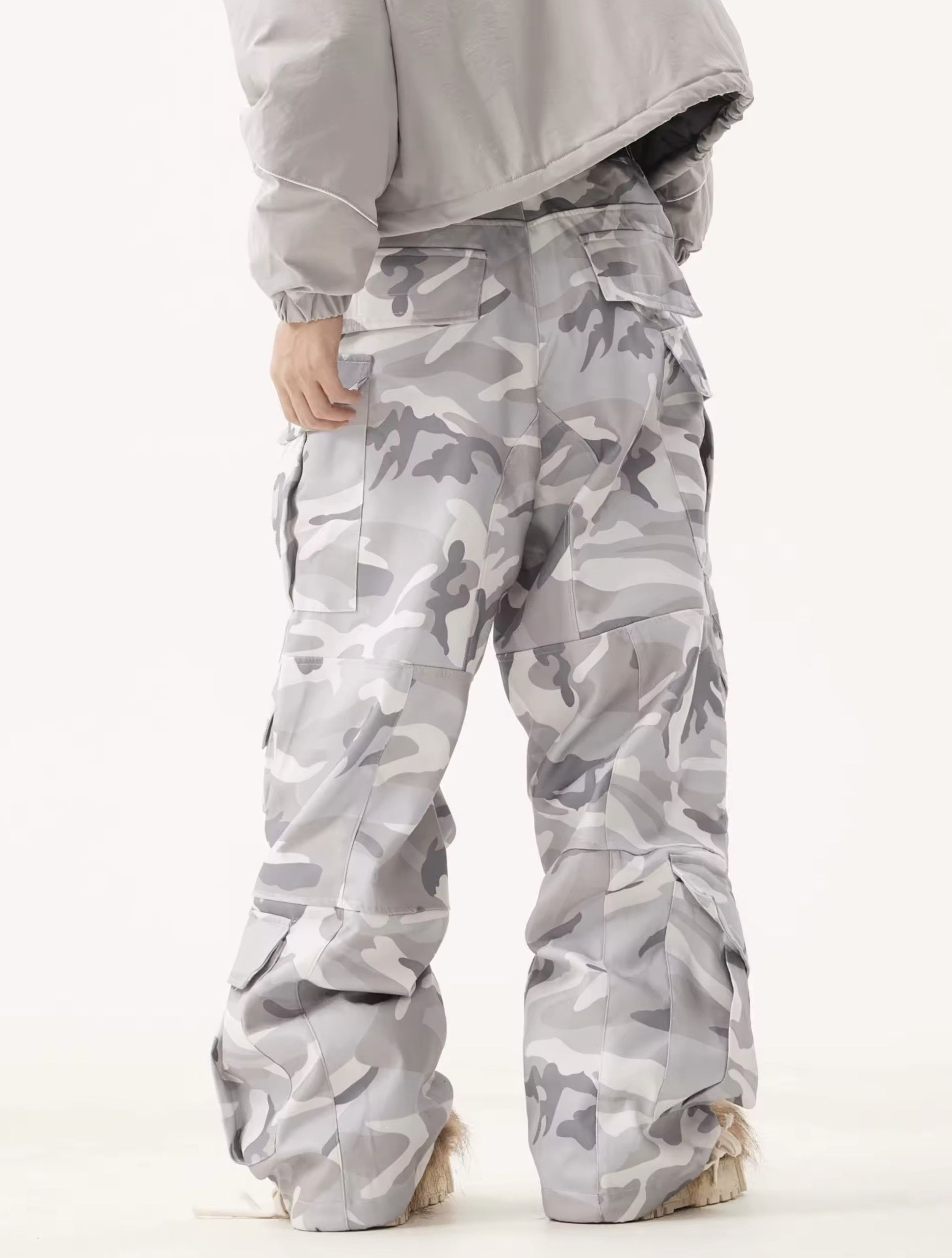 Japanese Brand Multi Pocket Stacking Loose Wide Leg Casual Cargo Pants Size US 32 / EU 48 - 3 Thumbnail