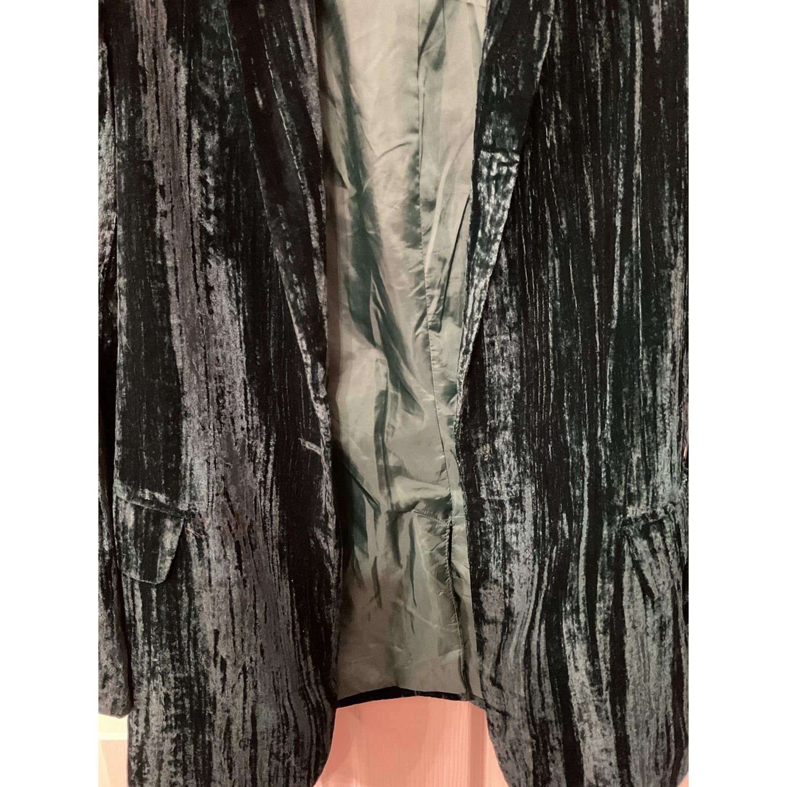 BuddyLove Buddy Love Heff Crushed Velvet Blazer in Dark Forest, size S Size S / US 4 / IT 40 - 6 Thumbnail