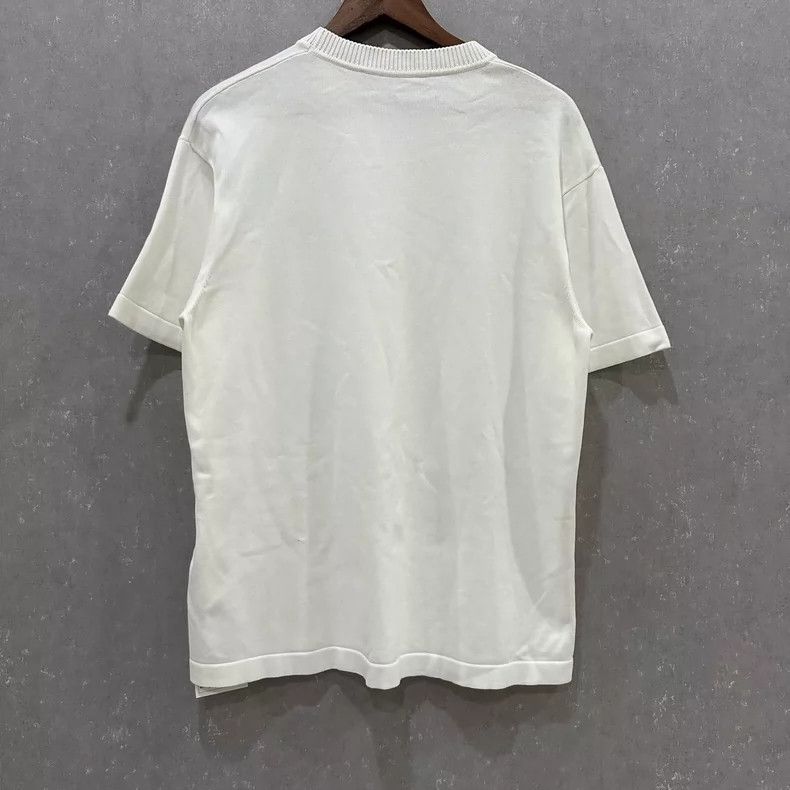 Louis Vuitton Louis Vuitton Embroidered logo pin short sleeve Nextarrow- Size US M / EU 48-50 / 2 - 2 Thumbnail